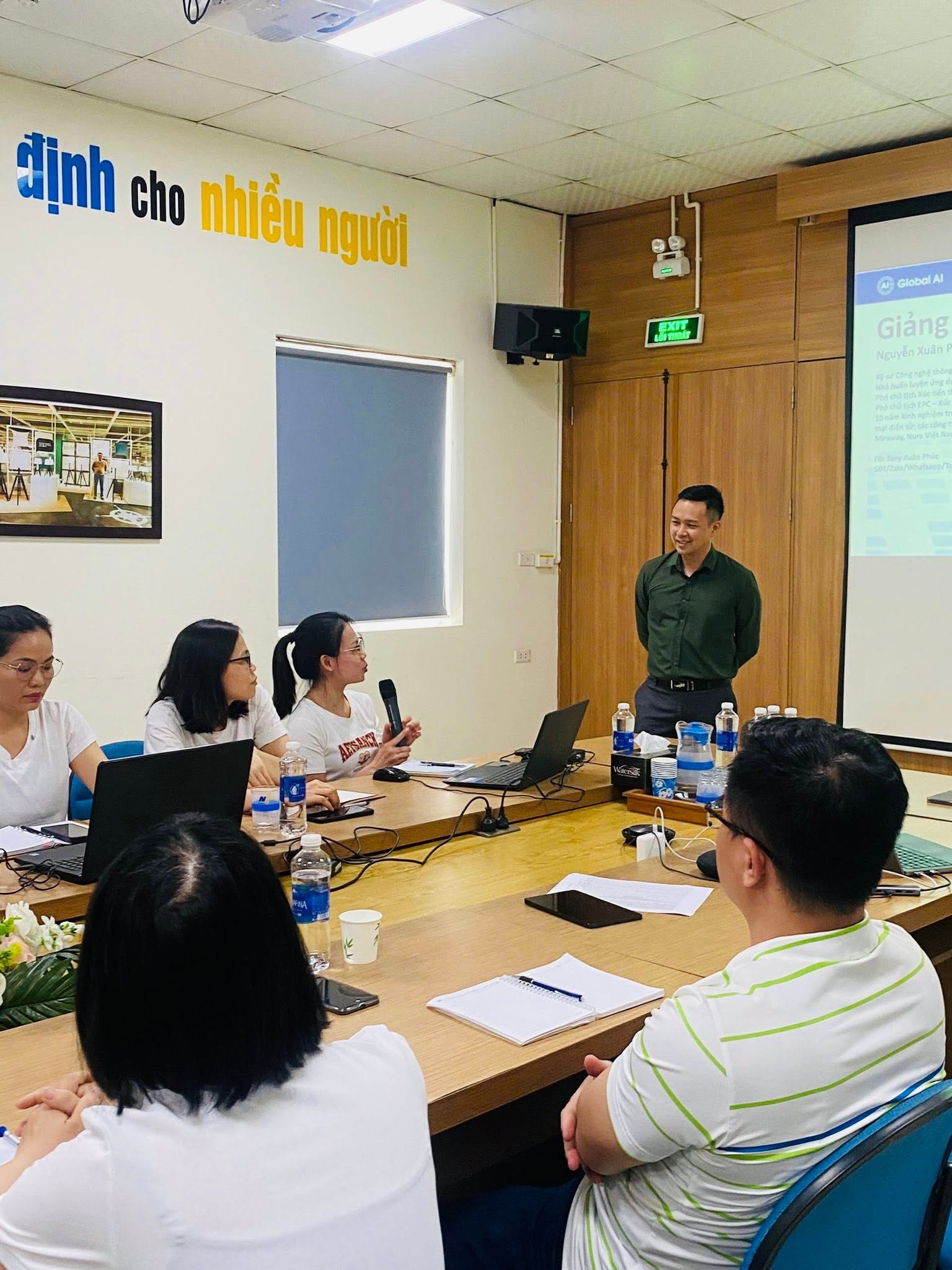 Practical AI training at Ngọc Sơn Hafuco